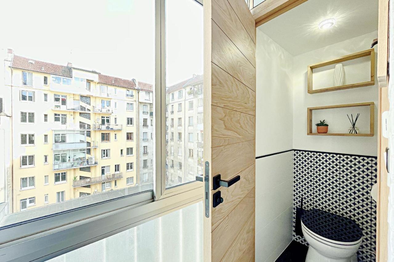 Superb Studio In The Center Of Annecy Bagian luar foto
